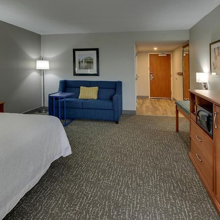 Hampton Inn Indianapolis/Кармел Экстерьер фото